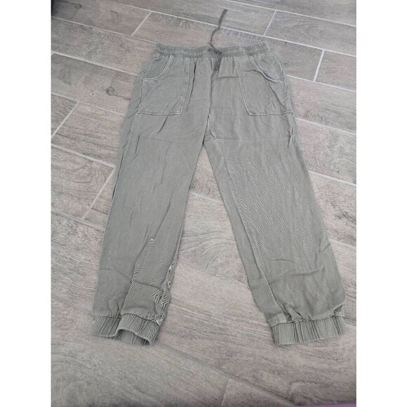 Women's American Eagle Joggers Green Size Small - Picture 1 of 6